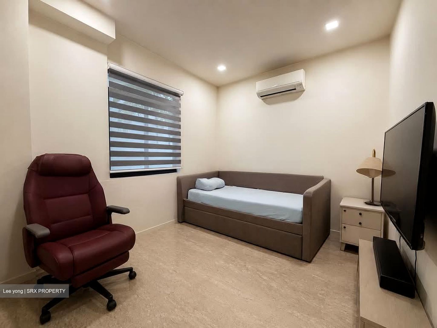 Sunbird Circle (D16), Semi-Detached #558738181